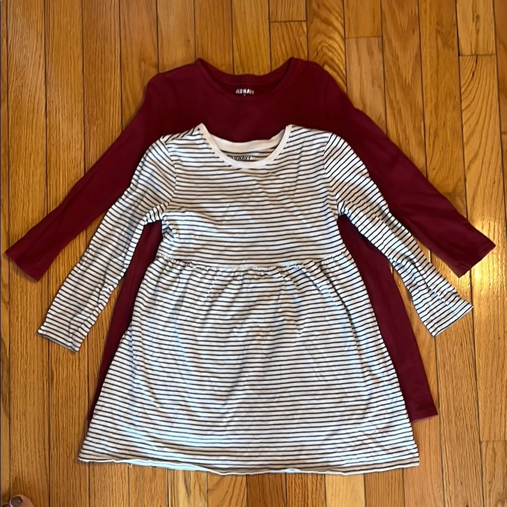 Old Navy Red and White A-Line Casual Dress Long Sleeve Crew Neck